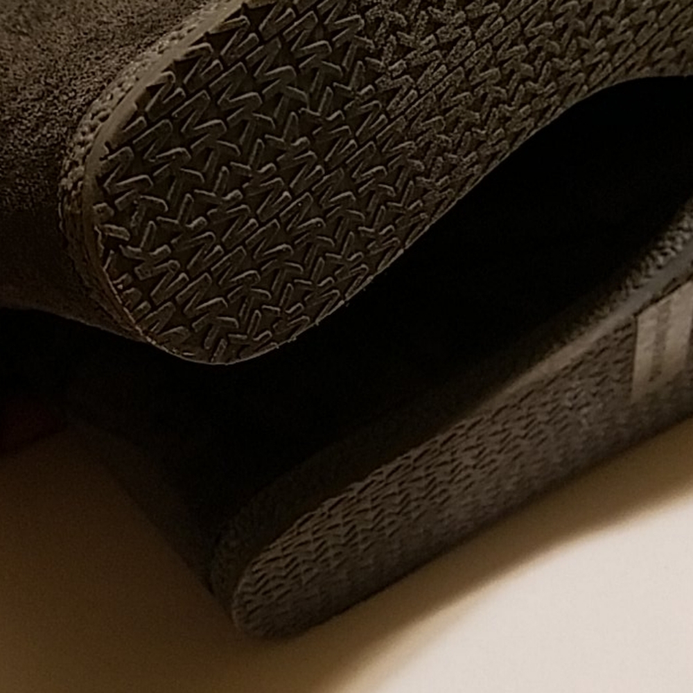 MICHAEL KORS ANKLE BOOTS - Picture 10 of 11